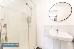 En-Suite- click for photo gallery